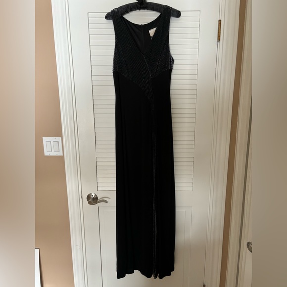 EUC Joseph Ribkoff black gown - Picture 1 of 8